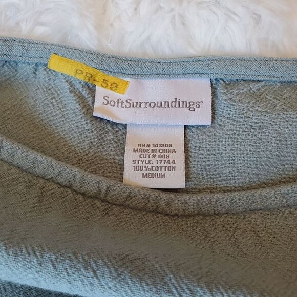 Women's SoftSurroundings Gauze Pullover Size Medium Green Lagenlook - Picture 3 of 4
